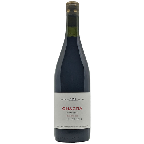 Bodega Chacra Treinta Y Dos Pinot Noir 2022